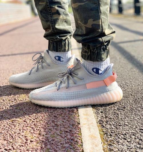 歐羅巴踩雷記：Yeezy-350的笑談風(fēng)波